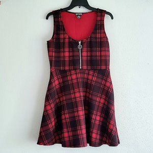 Hot Topic red and black plaid skater dress size L